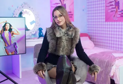 La cantante Emilia posa tras una entrevista para Europa Press, a 23 de enero de 2024, en Madrid
