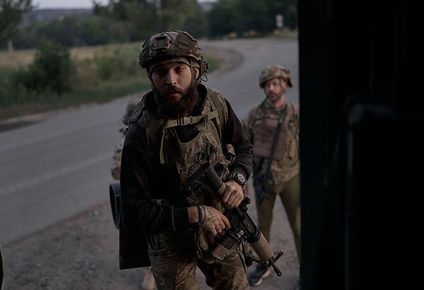 Soldados ucranianos operan en la frontera entre Donetsk y Dnipropetrovsk.