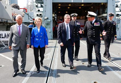 Keir Starmer junot a Úrsula Von der Leyen y Antonio Costa- EFE