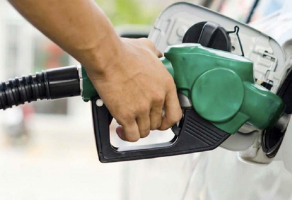 Nuevo aumento en combustibles: suben los precios de nafta y gasoil en Argentina a partir de noviembre