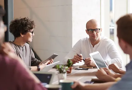 inteligencia colaborativa: consejos para trabajar con personas distintas