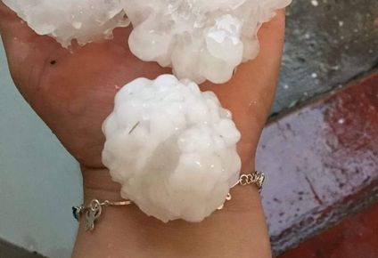 cayo granizo en distintos puntos del pais y una supercelula extremadamente poderosa y peligrosa sorprendio en artigas