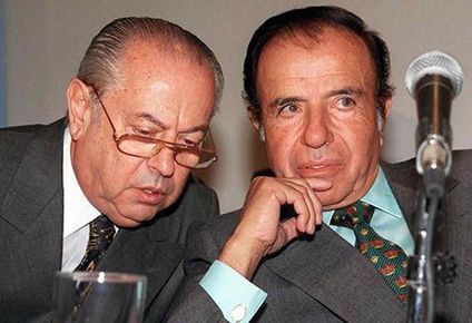 Carlos Corach junto a Carlos Menem.