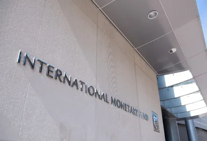 fmi afirma que la recesion sera menos severa de lo esperado este ano