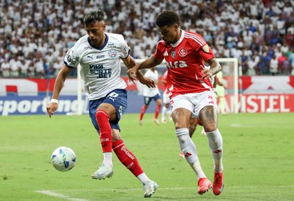 El delantero uruguayo de Bahía, Luciano Rodríguez, durante el partido contra Inter