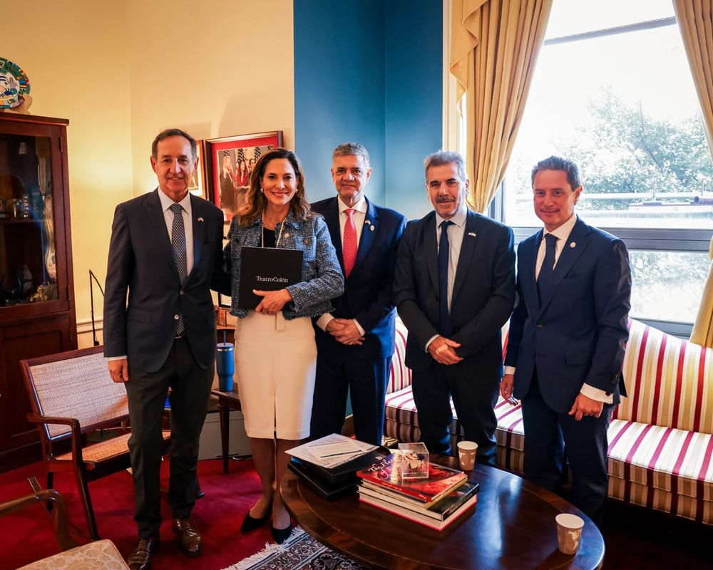 Reunión con María Elvira Salazar, congresista republicana por Florida