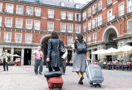 Los pisos turísticos se regulan por el plan reside en Madrid y miles vuelven al mercado residencial.