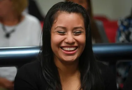 joven condenada por parir a un bebe muerto recupero su libertad