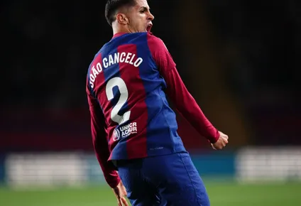 El Barça da un paso hacia adelante por Cancelo.