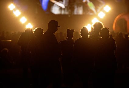 dos muertos por colapso de estructura en festival musical en mexico