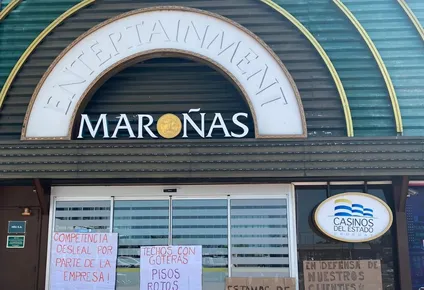 El frente de la sala de casino en conflicto en Geant Parque Roosvelt
