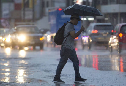 Siguen las tormentas pero sube la temperatura en España