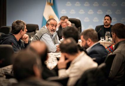 inesperada alianza entre el gobierno y el kirchnerismo para frenar el proyecto que frena la reeleccion de los sindicatos