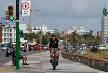 tras cuestionamientos, im anuncia que demarcara la rambla para bicicletas
