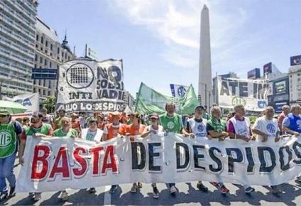 Los estatales explican solo una parte mínima de los despidos en la era Milei.
