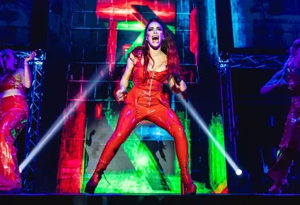 Lali se presentará este domingo en Montevideo