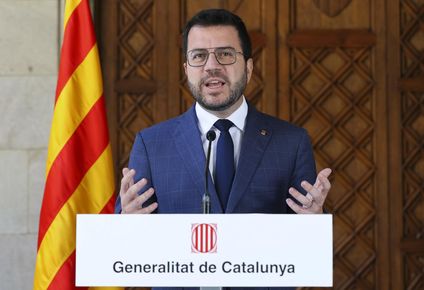 El presidente de la Generalitat de Cataluña en funciones, Pere Aragonès, durante la declaración institucional realizada esta tarde con motivo de la aprobación hoy el Congreso de los Diputados de la ley de amnistia. EFE/ Rubén Moreno/Generalitat&nbsp;