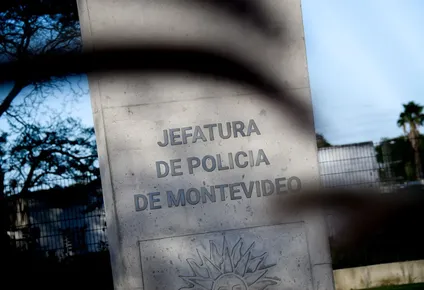 Fachada de la Jefatura de Policía de Montevideo