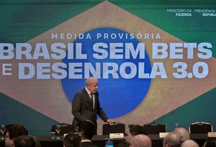 Lula prohíbe las apuestas deportivas online a pocos días de unas disputadas elecciones en Brasil