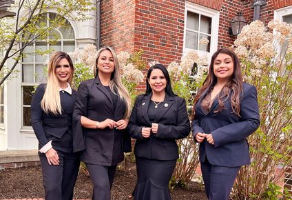 Mujeres latinas Líderes de la Florida: Dra. Sajidxa Marino, Fabiola Malka, Roselin Cabrales y Gisela Rojas