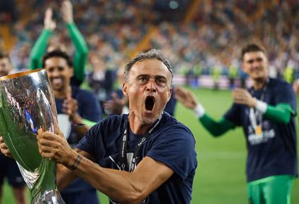 Luis Enrique celebra en Friuli el nuevo título del PSG.