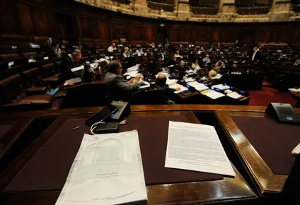 playas, mutualistas, militares e incautaciones: los temas del presupuesto que vuelven a comision