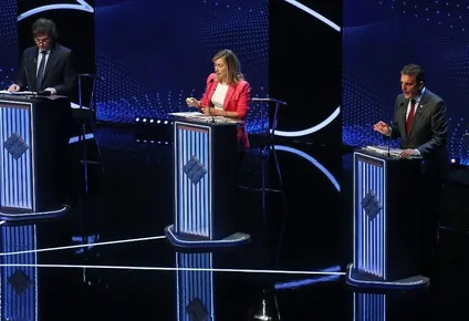 Los candidatos a presidente en la Facultad de Derecho de la UBA.