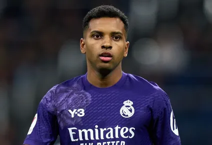 Rodrygo sobre el Manchester City.