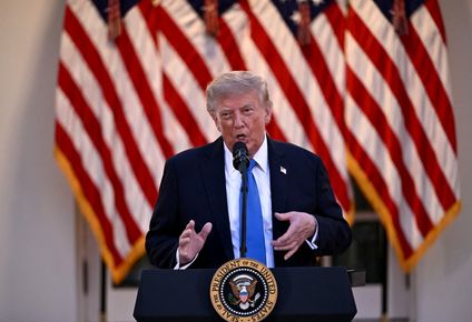 trump vuelve a presionar a la fed para que baje las tasas y amenaza con cortar el comercio con algunos paises
