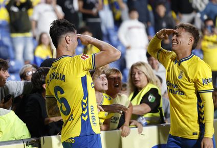 Jeremía Recoba y su festejo en Las Palmas tras ganarle a Cádiz