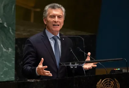 mauricio macri se juega su destino en 30 actos electorales
