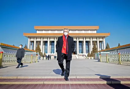 El presidente argentino fue recibido este domingo por Xi Jinping