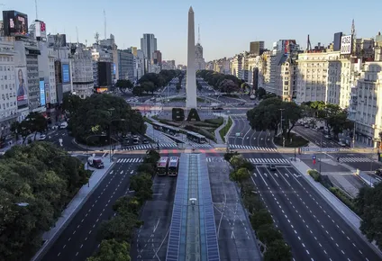 Acumula dos trimestres consecutivos de mejora respecto del mes anterior, y por primera vez desde el comienzo de la pandemia de covid-19 exhibió una baja de un dígito en la economía.