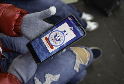 el gobierno de trump lanzo cbp home, una app para la autodeportacion de migrantes