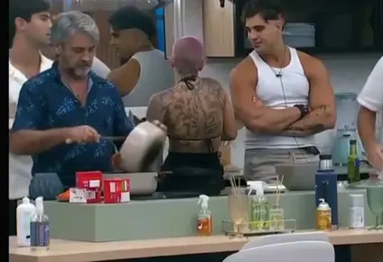 Nicolás, Darío, Furia, Mauro y Bautista GH