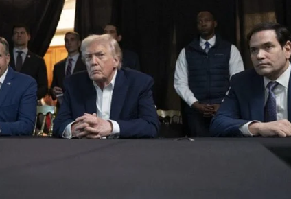 El presidente estadounidense, Donald Trump junto al secretario de Estado, Marco Rubio.