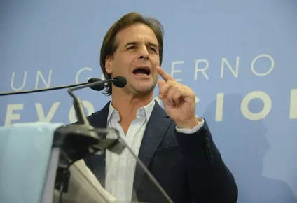 lacalle pou sobre caso gavazzo: el incendio esta en la torre ejecutiva?