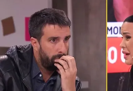 Flavio Azzaro y Natalie Weber durante la discusión