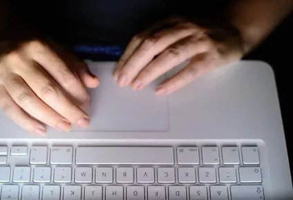El programa ofreció a los medios 51 horas de capacitaciones grupales y 880 horas de mentorías personalizadas