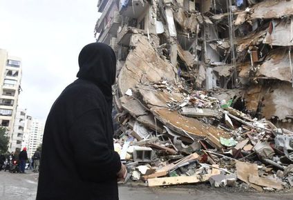 Los ataques israelíes destruyeron edificios enteros en Beirut.