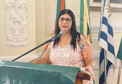 la alcaldesa de livramento desafia a bolsonaro en la lucha contra el coronavirus