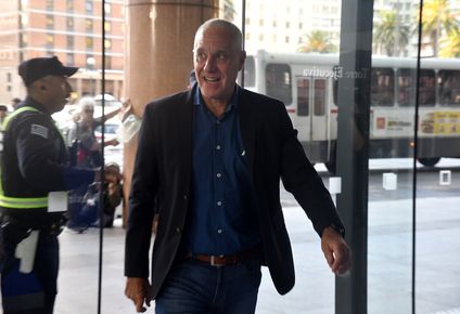 cesaron al director de seguridad en el deporte, tras incidentes provocados por la hinchada de cerro