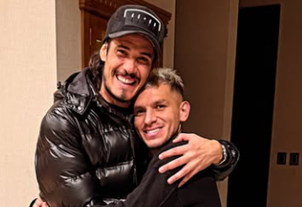 Edinson Cavani y Lucas Torreira en Buenos Aires