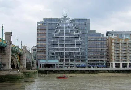 OFCOM, la oficina británica reguladora de las comunicaciones estudió durante un año el caso de Amazon y Microsoft