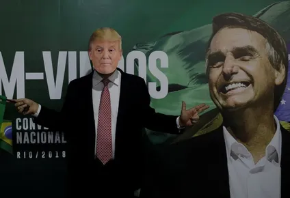 el efecto bolsonaro continua haciendo bajar el dolar en brasil y uruguay lo sigue