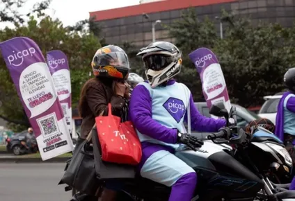 app colombiana de mototaxis empieza a operar en uruguay