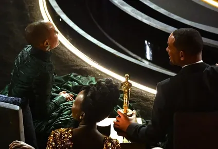 will smith cacheteo a hollywood y volvio a hacer visible la violencia