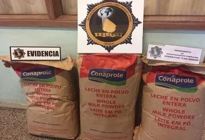 robaban bolsas de leche en polvo de escuelas y las vendian por facebook
