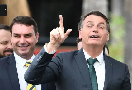 El hijo de Bolsonaro fue el primero de la familia en pronunciarse